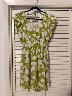 Women’s Green Floral V-Neck Summer Dress
